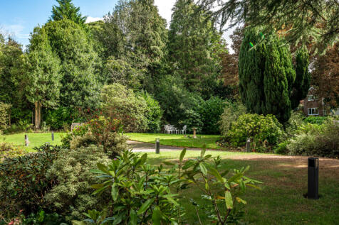 Communal Grounds
