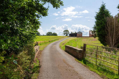 Corbishley Barns