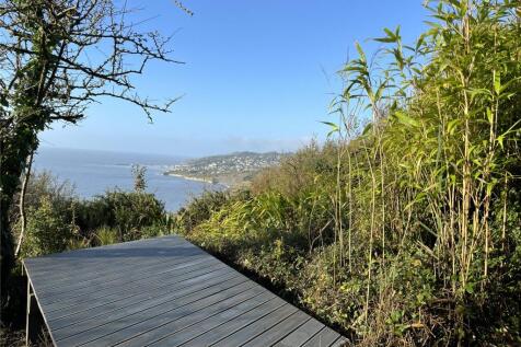 Lower Garden Deck
