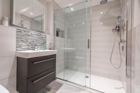 En Suite Shower Room