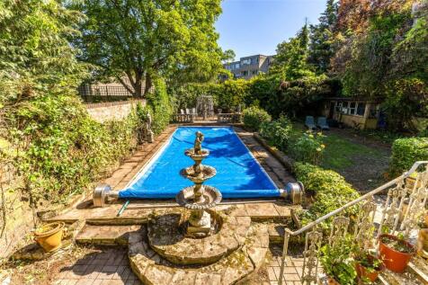 Rear Swimming Pool