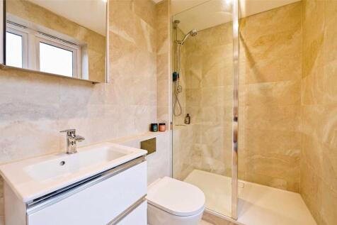 En Suite Shower