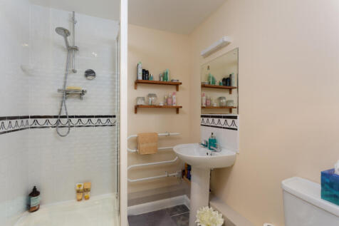En Suite Shower