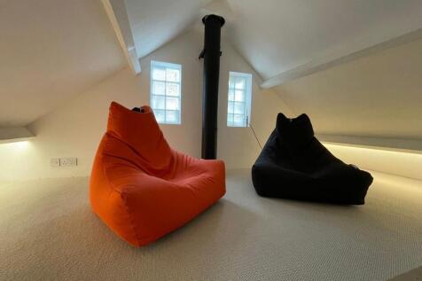 Mezzanine Family Rm