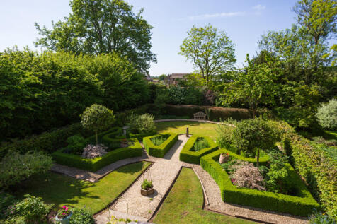 Parterre Garden