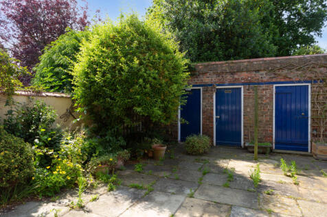 Outbuilding