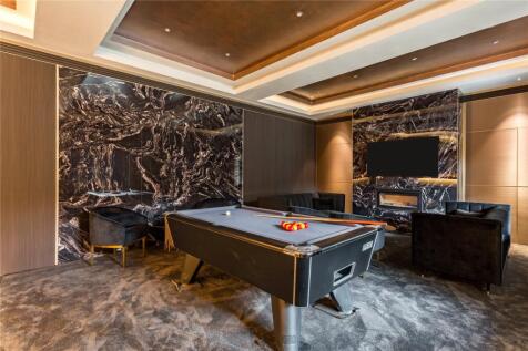 Bar/Games Room