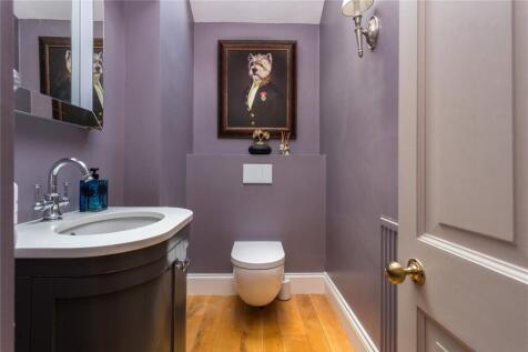 Cloakroom WC
