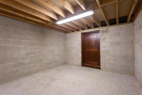 Internal Outbuilding