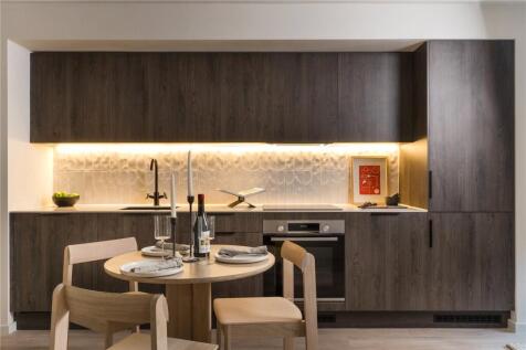 Show Apartment
