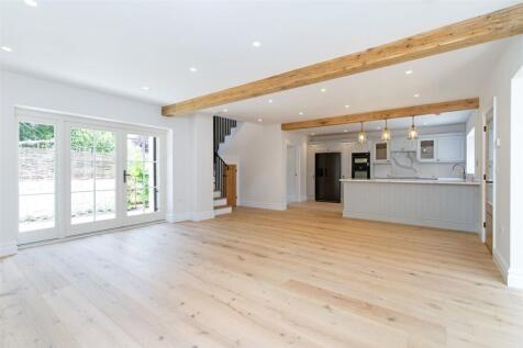 Sitting/Dining Room