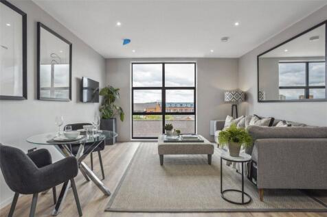 Show Apartment