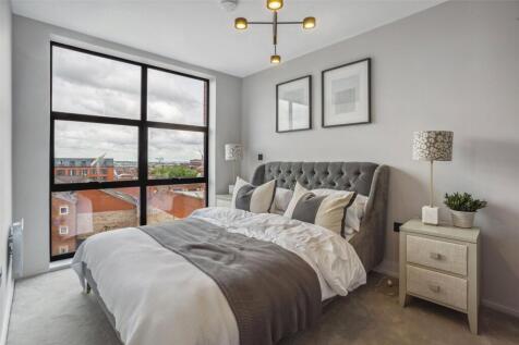 Show Apartment