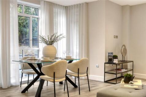 Show Apartment