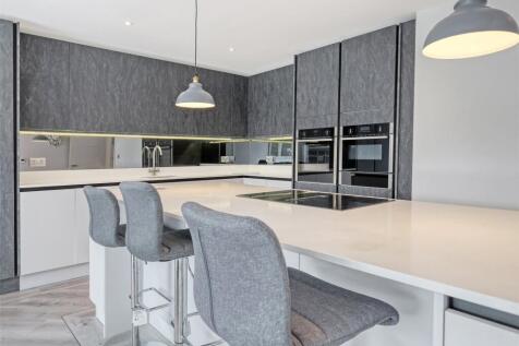 Plot 1 Kitchen