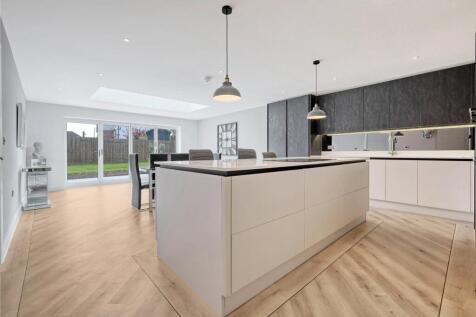 Plot 1 Kitchen