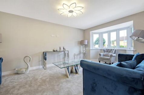 Show Home Living