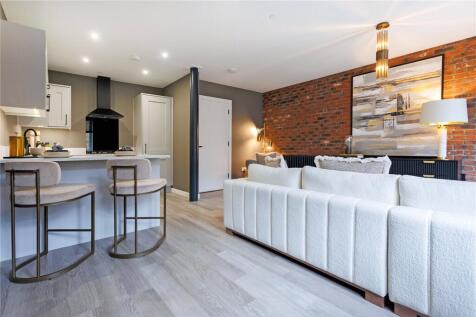 Living/Kitchen