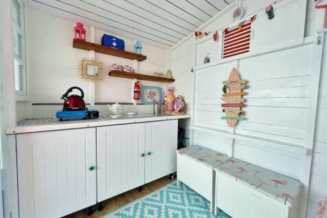 Beach Hut