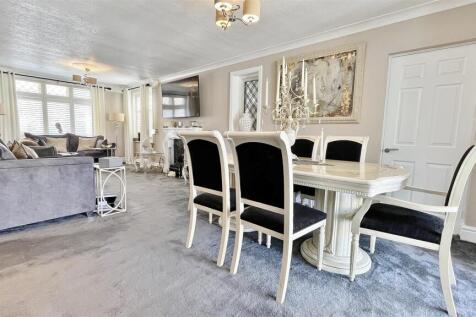 Lounge/Diner