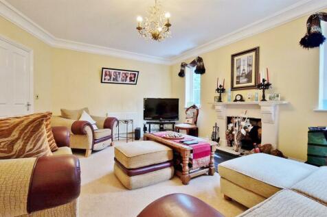 Sitting Room / Snug