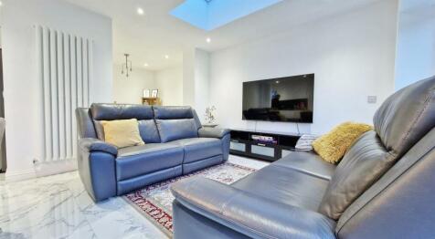 Lounge / Sitting Room
