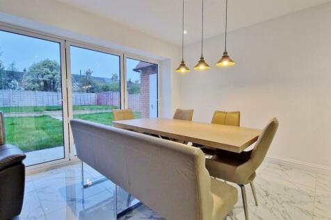 Lounge / Sitting Room