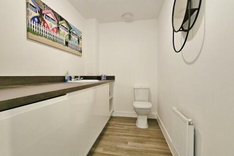 Cloakroom/Utility