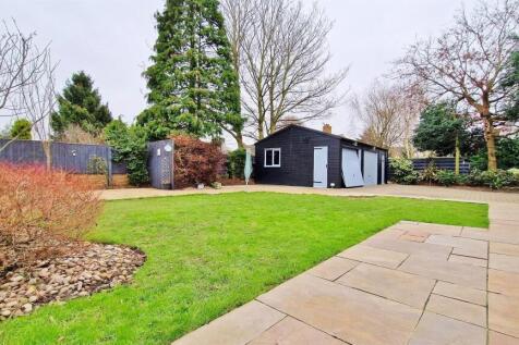 Outside - Rear