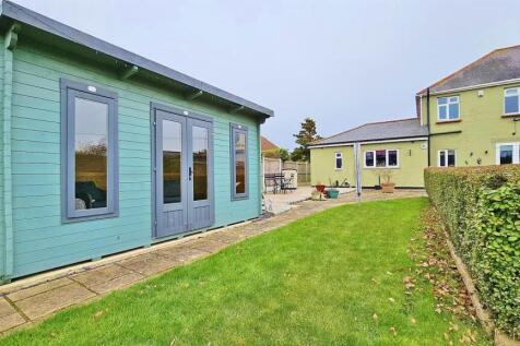 Outside - Rear