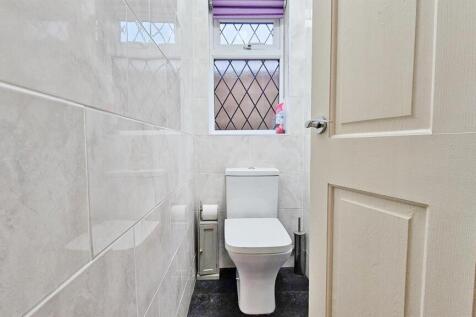 Separate WC