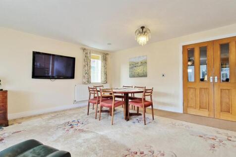 Dining/Sitting Room