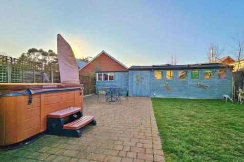 Outside - Rear
