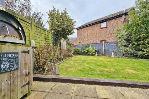 Outside - Rear