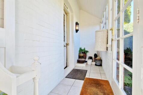 Entrance Porch