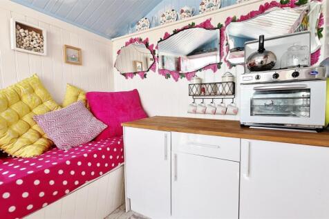 Beach Hut