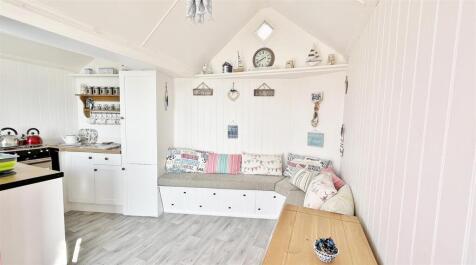 Beach Hut