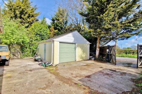 Outside - Rear Outbuildings