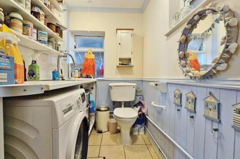 Utility/Cloakroom