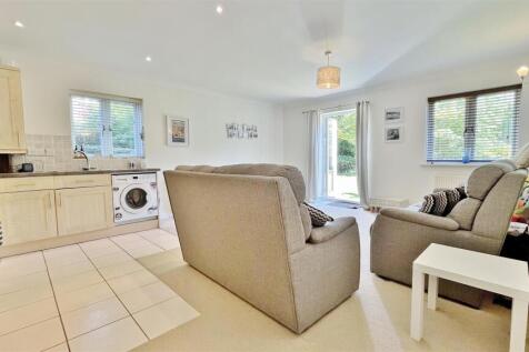 Lounge/Kitchen