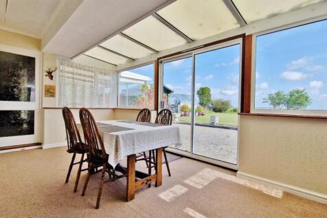 Conservatory/Dining Room