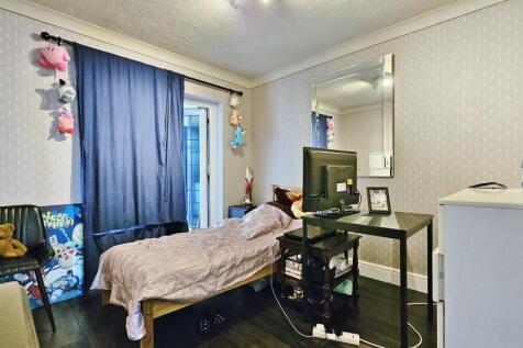 Bedroom Five/Study