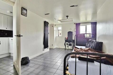 Annexe Lounge