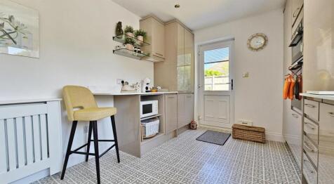 Alternate Kitchen/Breakfast Room View