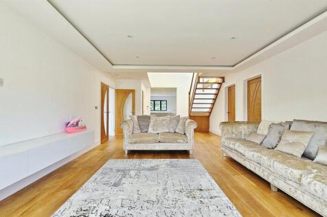 Alternate Lounge View