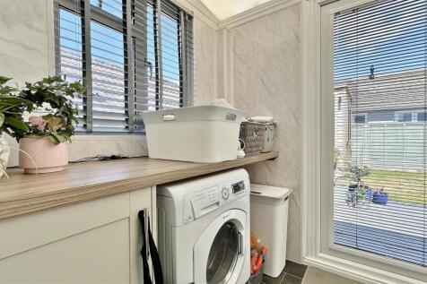 Conservatory/Utility Room