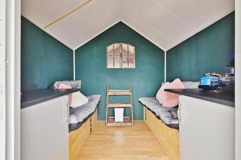 Beach Hut