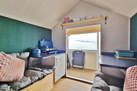 Beach Hut