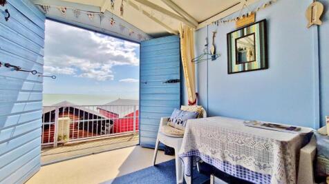 Beach Hut