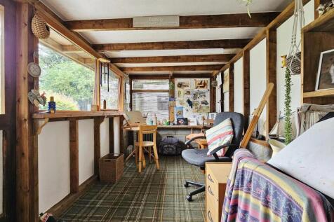 Art Studio/Hobby Room